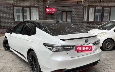 Toyota Camry, 2021 год, 4 250 000 рублей, 3 фотография