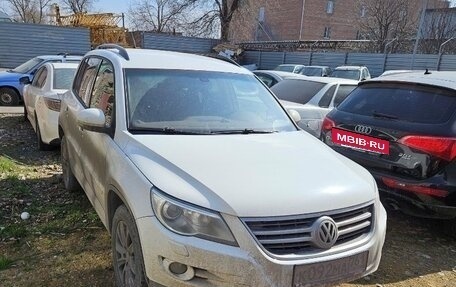 Volkswagen Tiguan I, 2010 год, 899 000 рублей, 2 фотография