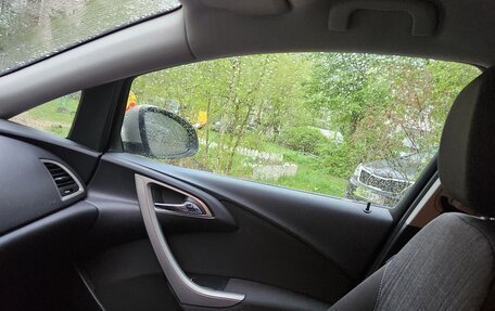 Opel Astra J, 2011 год, 550 000 рублей, 13 фотография