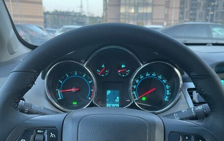 Chevrolet Cruze II, 2009 год, 750 000 рублей, 7 фотография