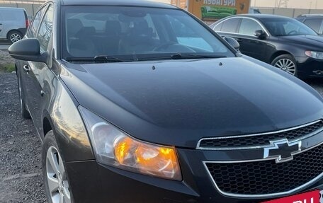 Chevrolet Cruze II, 2009 год, 750 000 рублей, 2 фотография