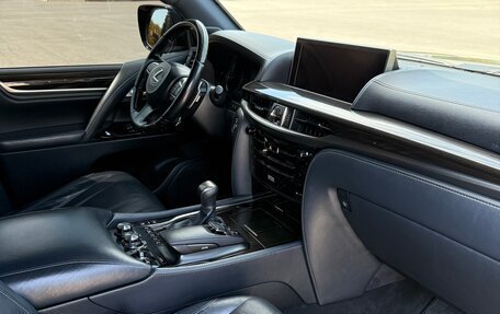 Lexus LX III, 2018 год, 9 300 000 рублей, 19 фотография