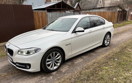 BMW 5 серия, 2016 год, 2 340 000 рублей, 5 фотография