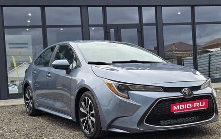 Toyota Corolla, 2021 год, 1 980 000 рублей, 2 фотография