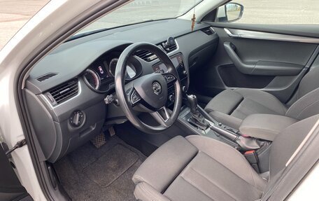 Skoda Octavia, 2017 год, 2 090 000 рублей, 11 фотография