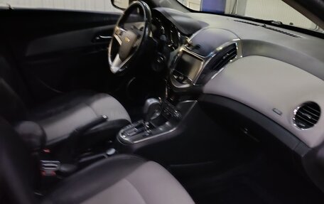 Chevrolet Cruze II, 2014 год, 1 100 000 рублей, 10 фотография