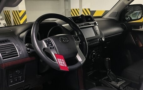 Toyota Land Cruiser Prado 150 рестайлинг 2, 2016 год, 3 800 000 рублей, 5 фотография