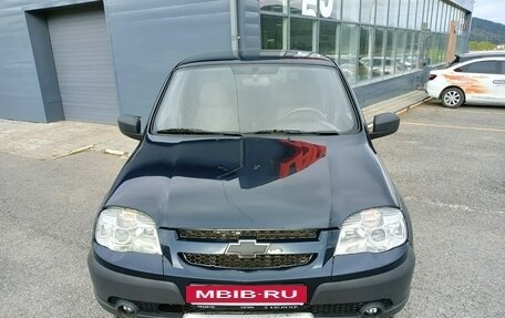 Chevrolet Niva I рестайлинг, 2010 год, 420 000 рублей, 2 фотография