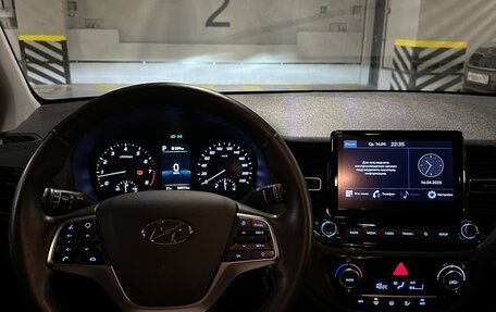 Hyundai Solaris II рестайлинг, 2022 год, 1 790 000 рублей, 9 фотография