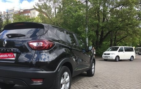 Renault Kaptur I рестайлинг, 2019 год, 1 990 000 рублей, 29 фотография