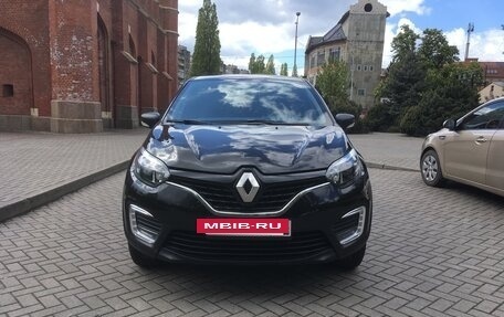 Renault Kaptur I рестайлинг, 2019 год, 1 990 000 рублей, 20 фотография
