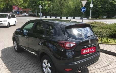 Renault Kaptur I рестайлинг, 2019 год, 1 990 000 рублей, 25 фотография