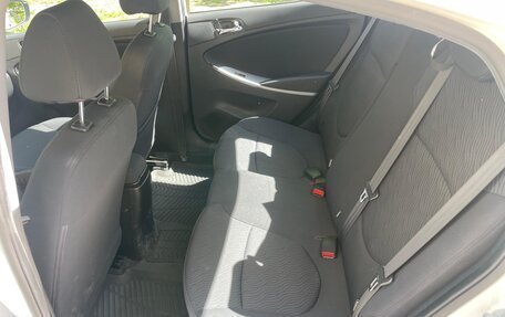 Hyundai Solaris II рестайлинг, 2013 год, 780 000 рублей, 7 фотография