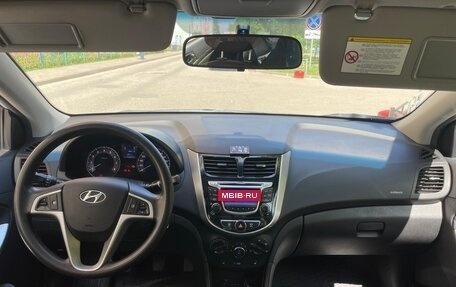 Hyundai Solaris II рестайлинг, 2013 год, 780 000 рублей, 8 фотография