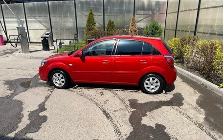 KIA Rio II, 2010 год, 650 000 рублей, 2 фотография