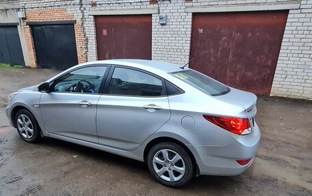 Hyundai Solaris II рестайлинг, 2014 год, 1 050 000 рублей, 19 фотография