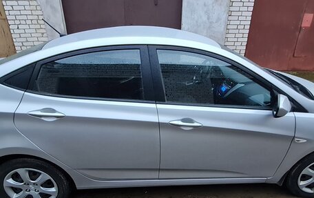 Hyundai Solaris II рестайлинг, 2014 год, 1 050 000 рублей, 17 фотография