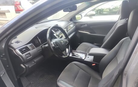Toyota Camry, 2016 год, 2 099 000 рублей, 4 фотография
