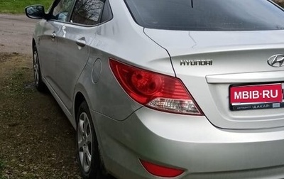 Hyundai Solaris II рестайлинг, 2013 год, 850 000 рублей, 1 фотография