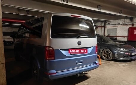 Volkswagen Multivan T6 рестайлинг, 2019 год, 4 500 000 рублей, 15 фотография