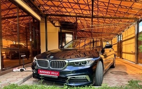 BMW 5 серия, 2018 год, 3 300 000 рублей, 4 фотография
