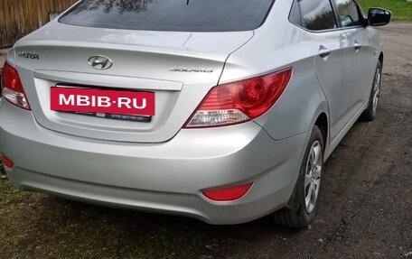 Hyundai Solaris II рестайлинг, 2013 год, 850 000 рублей, 2 фотография