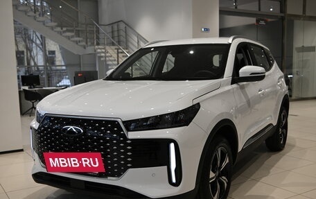 Chery Tiggo 4 I рестайлинг, 2025 год, 2 290 000 рублей, 10 фотография