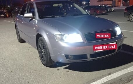Audi A4, 2004 год, 630 000 рублей, 6 фотография