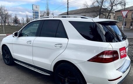 Mercedes-Benz M-Класс, 2013 год, 2 400 000 рублей, 2 фотография