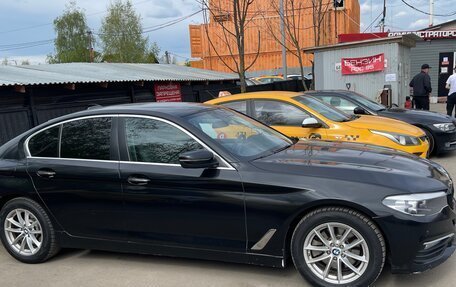 BMW 5 серия, 2018 год, 2 500 000 рублей, 3 фотография