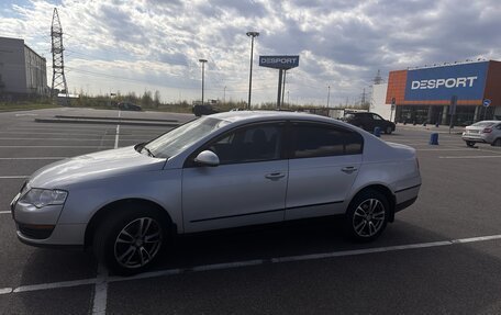 Volkswagen Passat B6, 2008 год, 950 000 рублей, 2 фотография