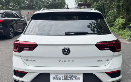 Volkswagen T-Roc I, 2021 год, 1 385 000 рублей, 5 фотография