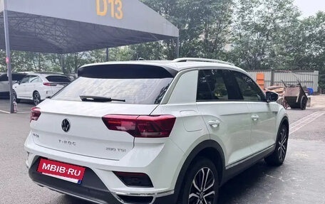 Volkswagen T-Roc I, 2021 год, 1 385 000 рублей, 4 фотография