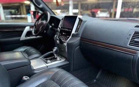 Toyota Land Cruiser 200, 2021 год, 7 990 000 рублей, 9 фотография