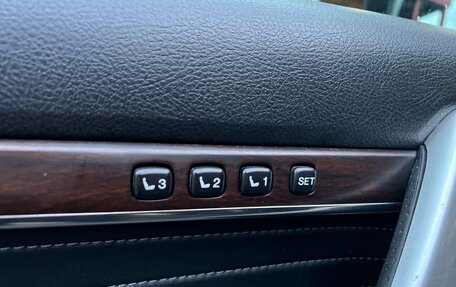 Toyota Land Cruiser 200, 2021 год, 7 990 000 рублей, 14 фотография
