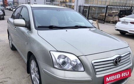 Toyota Avensis III рестайлинг, 2004 год, 819 000 рублей, 4 фотография