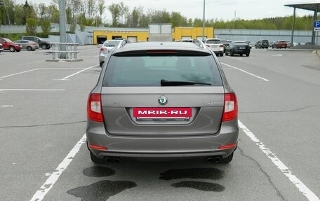 Skoda Superb III рестайлинг, 2011 год, 1 750 000 рублей, 8 фотография