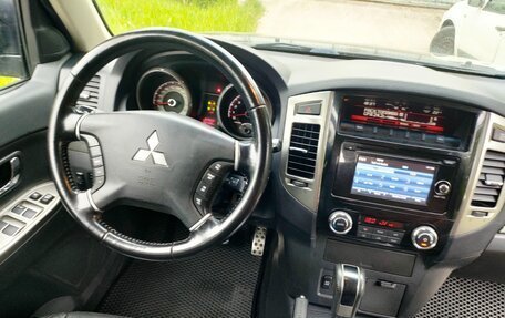 Mitsubishi Pajero IV, 2017 год, 3 700 000 рублей, 8 фотография