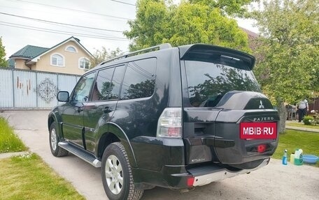 Mitsubishi Pajero IV, 2017 год, 3 700 000 рублей, 10 фотография