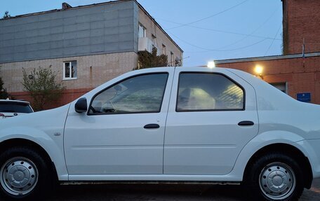 Renault Logan I, 2015 год, 500 000 рублей, 2 фотография