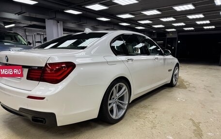BMW 7 серия, 2013 год, 3 200 000 рублей, 9 фотография