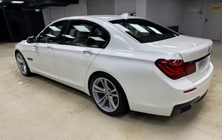 BMW 7 серия, 2013 год, 3 200 000 рублей, 13 фотография