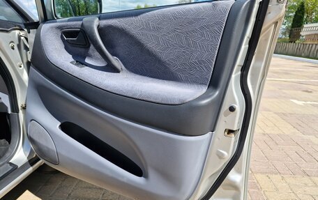 Suzuki Liana, 2002 год, 325 000 рублей, 17 фотография