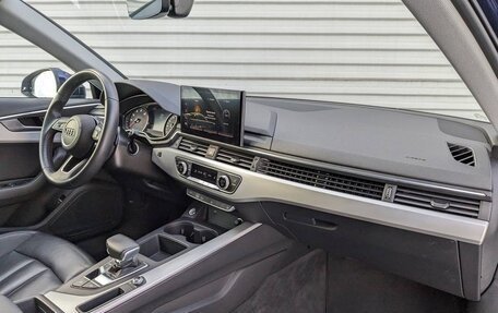 Audi A4, 2020 год, 2 900 000 рублей, 8 фотография