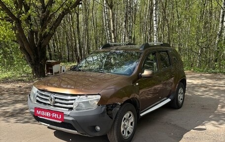Renault Duster I рестайлинг, 2014 год, 790 000 рублей, 3 фотография