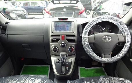 Toyota Rush II, 2015 год, 912 000 рублей, 9 фотография