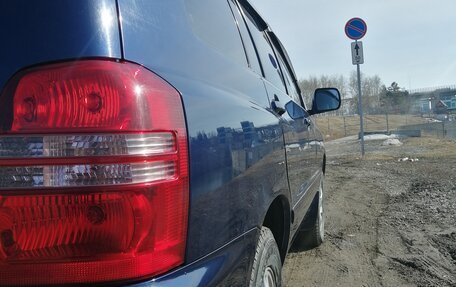 Toyota Kluger I, 2002 год, 1 200 000 рублей, 8 фотография