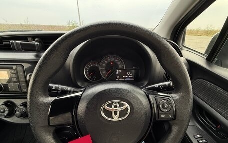 Toyota Vitz, 2019 год, 900 000 рублей, 9 фотография