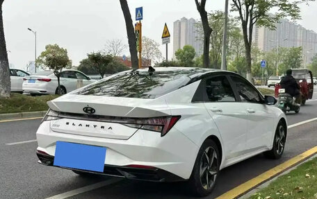 Hyundai Elantra, 2022 год, 1 170 000 рублей, 7 фотография