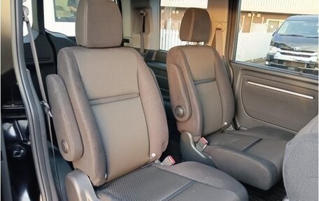 Honda Stepwgn IV, 2021 год, 1 800 888 рублей, 8 фотография
